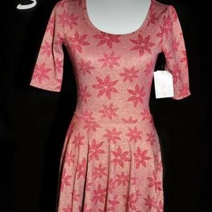 New with tags lularoe nicole dress